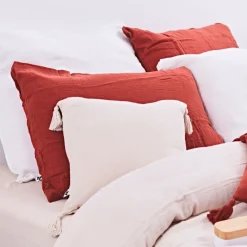 Fabrique de Styles Coussins Et Housses>Coussin dehoussable avec pompons en gaze de coton pampa 40x40cm - Gaia Naturel