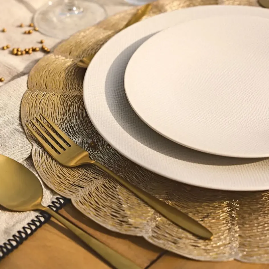 Fabrique de Styles Ménagères>Ménagère 16 pièces en acier dé Or